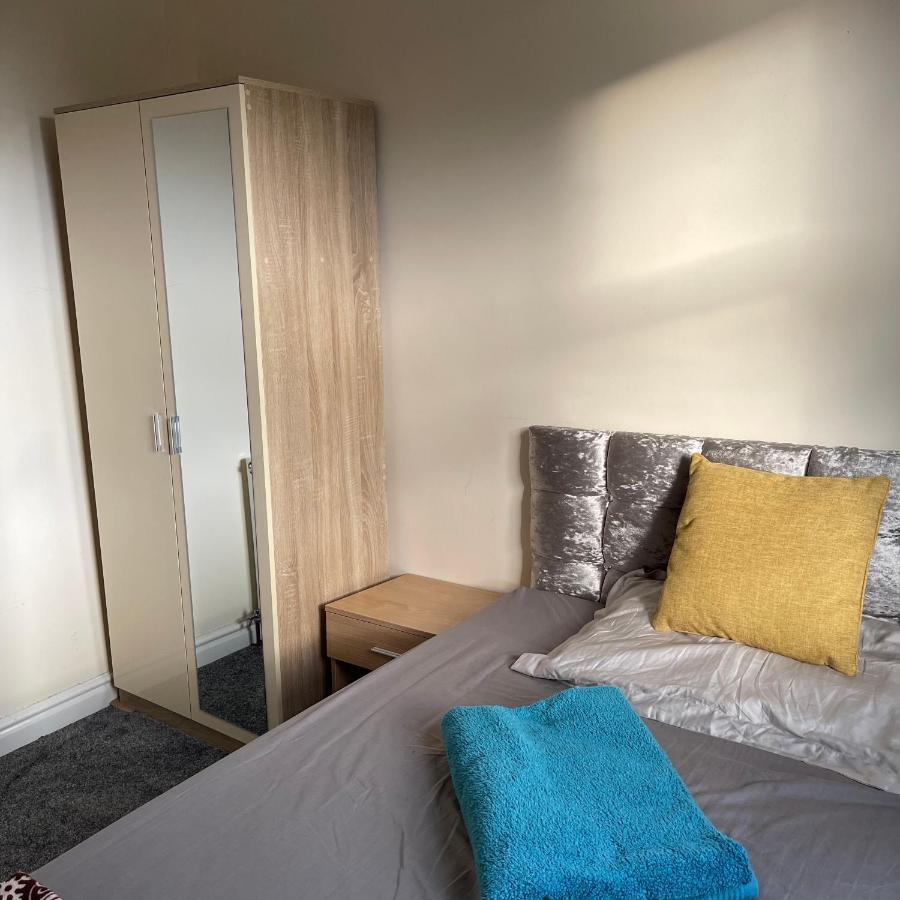 Pc Lodge Kingswood St Preston R1 المظهر الخارجي الصورة