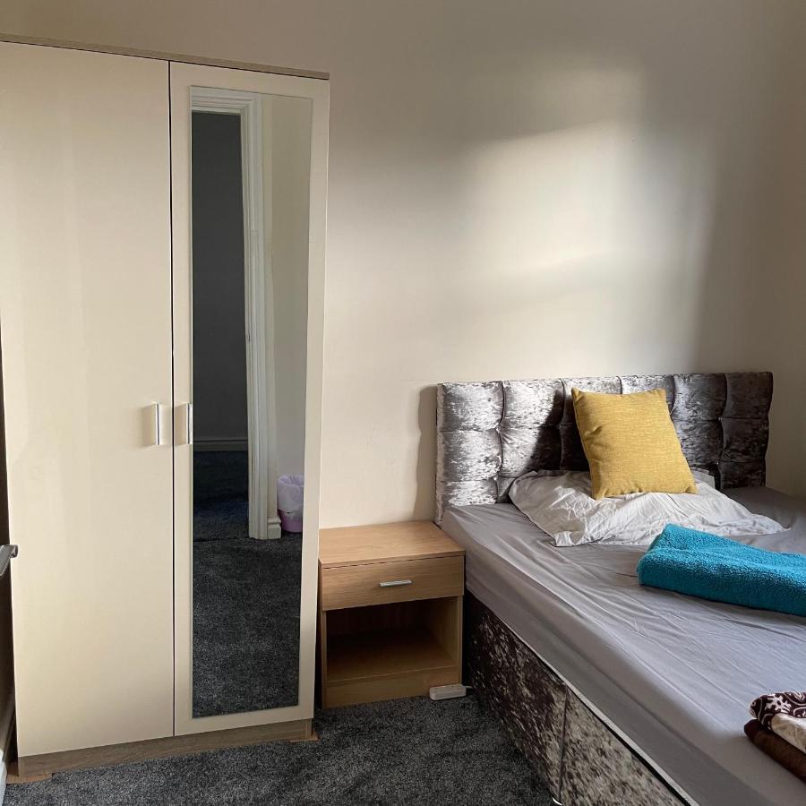 Pc Lodge Kingswood St Preston R1 المظهر الخارجي الصورة